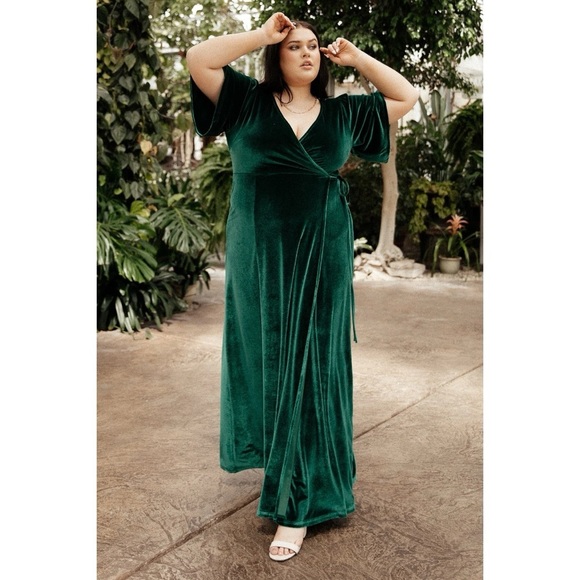 Baltic Born Dresses & Skirts - NWT Baltic Born Meghan Velvet Wrap Maxi Dress